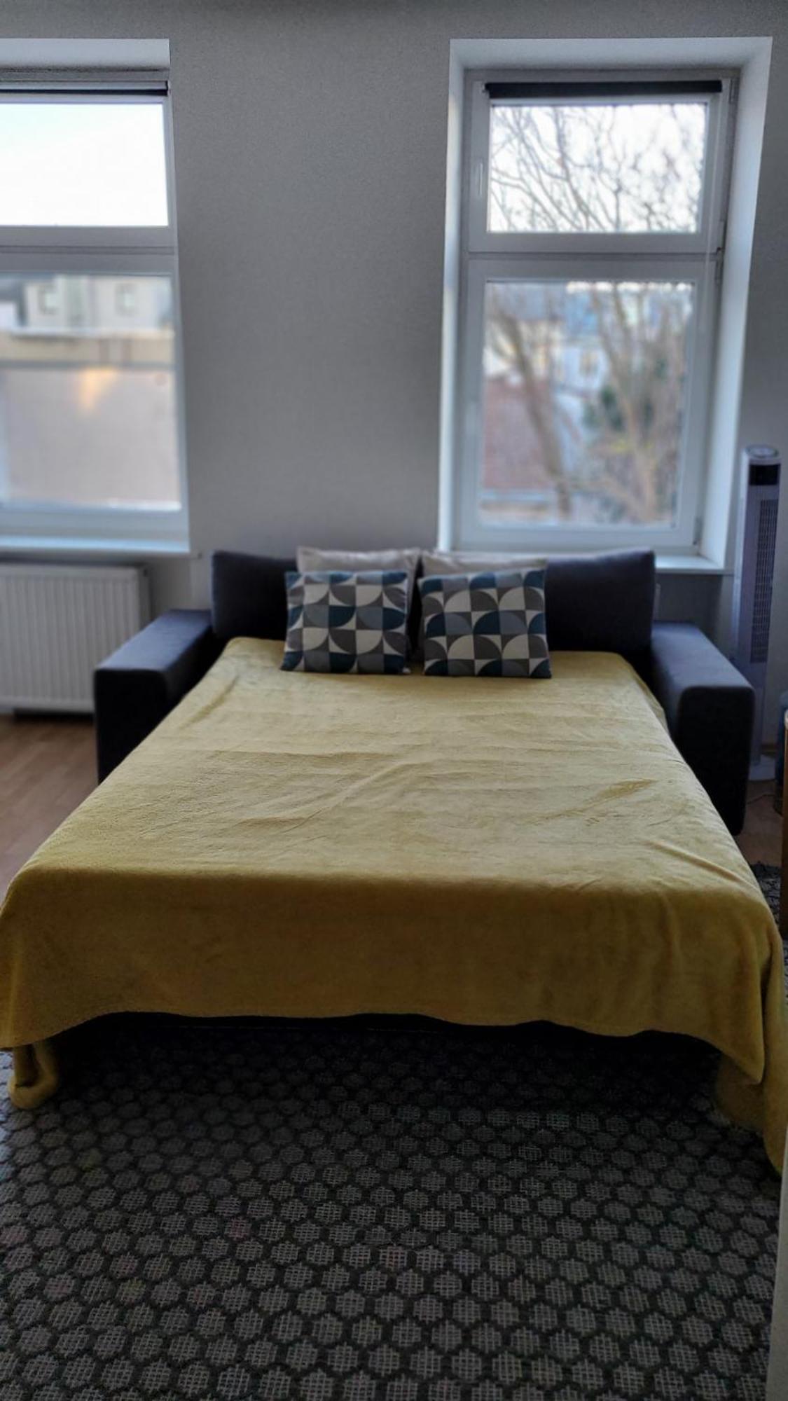 Schubert Park Apartment Near Volksopera Wina Bagian luar foto